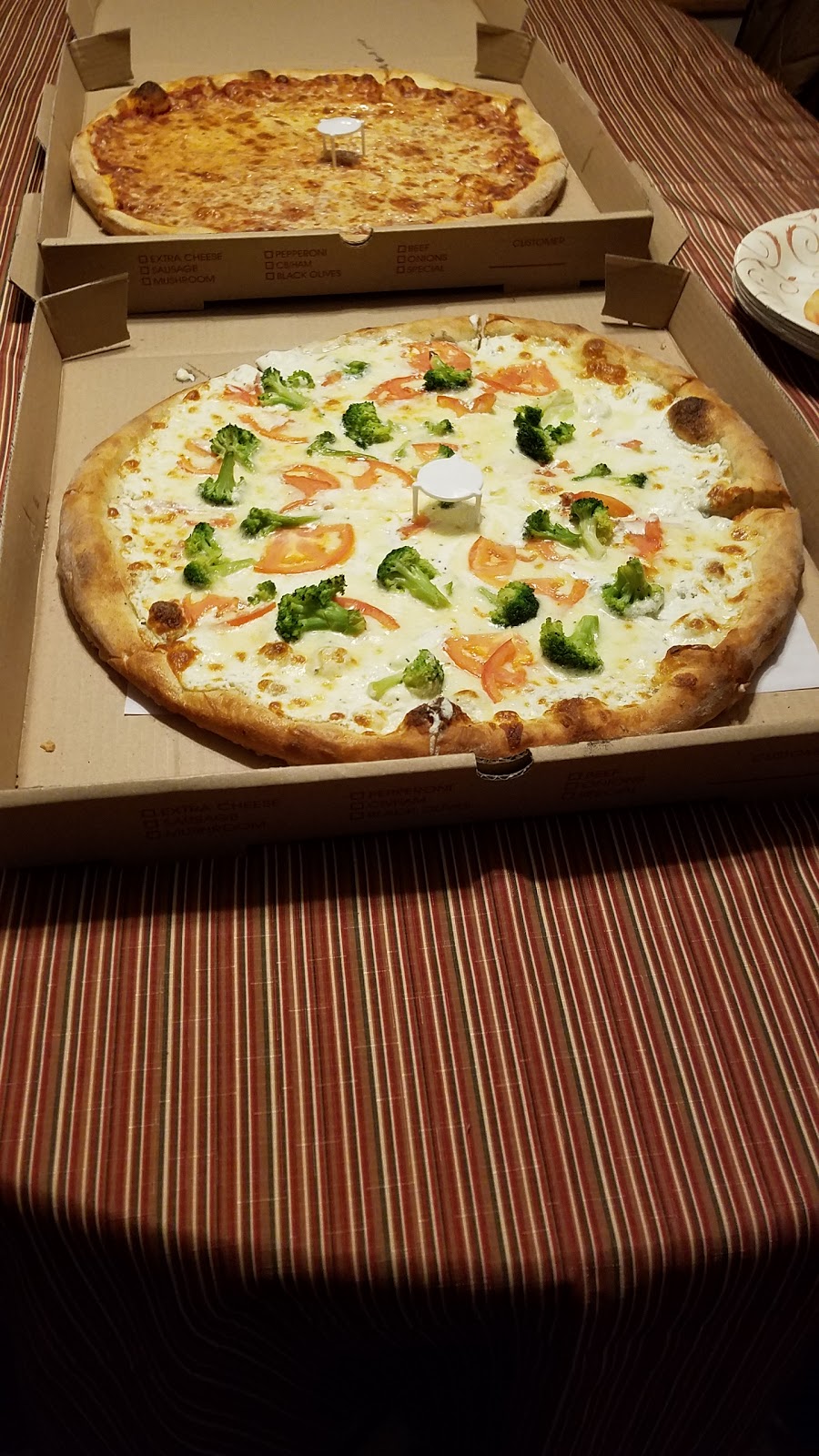 Troy's Deli & Pizzeria